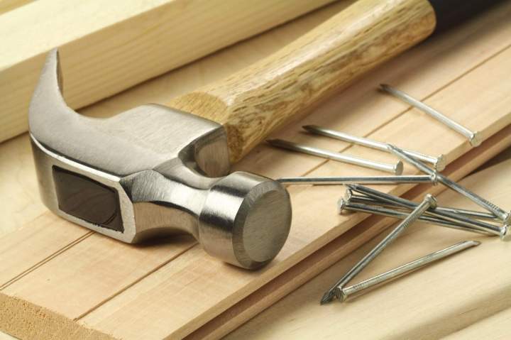 Quels critères comparer avant de sélectionner une entreprise de rénovation ?
